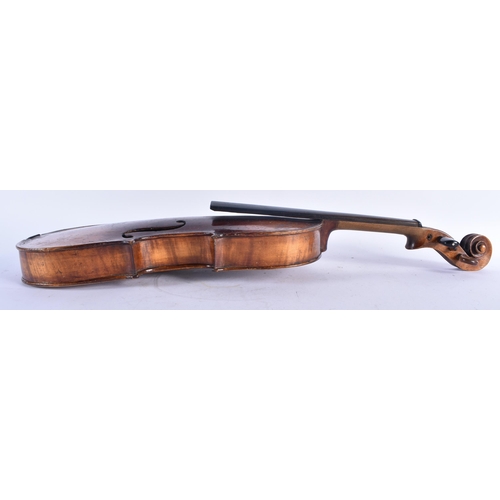 639 - A VIOLIN. 57.5 cm long, length of back 35.5 cm.