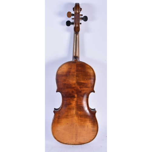 639 - A VIOLIN. 57.5 cm long, length of back 35.5 cm.