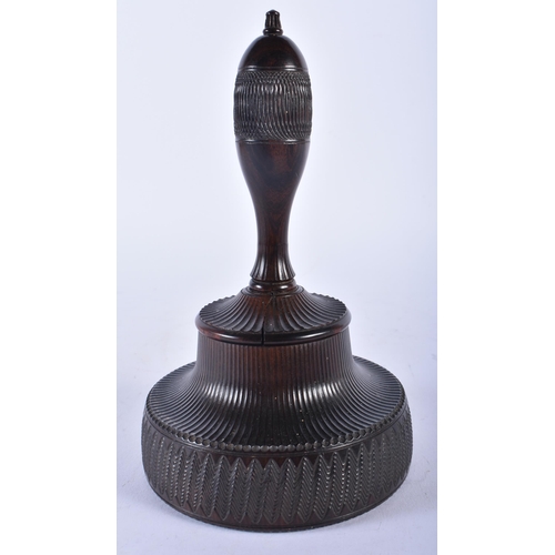 679 - A RARE EARLY VICTORIAN CARVED TREEN COMMEMORATIVE WOOD MALLET. 18cm x 9 cm.