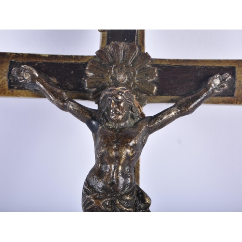 696 - AN ANTIQUE JESUIT MONKS CRUCIFIX. 21 cm x 8 cm.