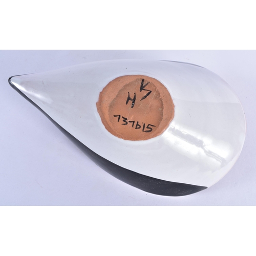 747 - A RETRO ITALIAN CERAMIC SHELL SHAPED DISH. 23 cm x 14 cm.