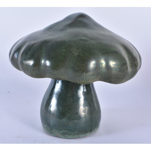 776 - AN ART DECO EUROPEA ZSOLNAY STYLE STONEWARE MUSHROOM. 21 cm x 18cm.