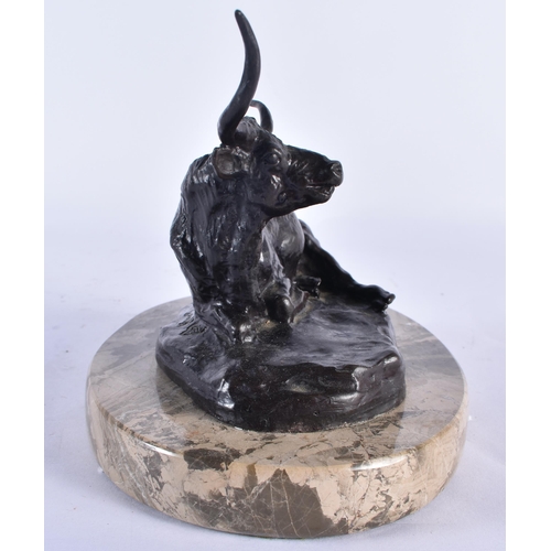 851 - AN ANTIQUE BRONZE BUFFALO. 18cm x 14 cm.