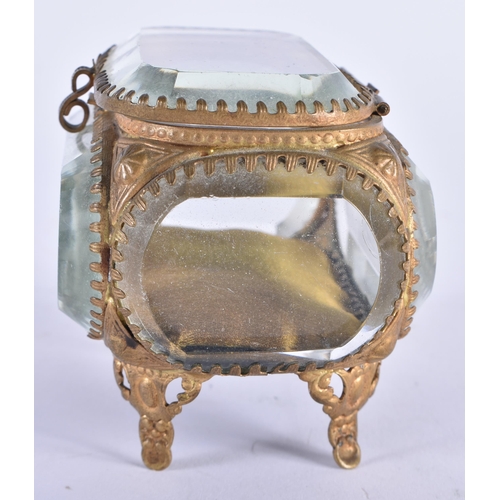 879 - AN ANTIQUE SILVER MOUNTED CUT GLASS SCENT BOTTLE together with a small crystal glass jewellery box. ... 