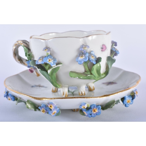 90 - A 19TH CENTURY FRENCH JACOB PETIT PORCELAIN DESK OBJECT together with a Meissen encrusted cup and sa... 