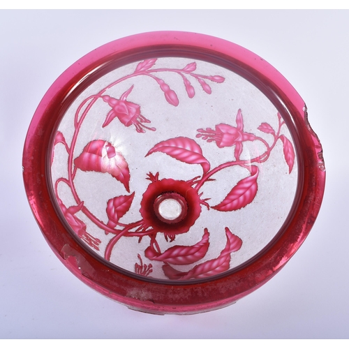 93 - A LATE VICTORIAN/EDWARDIAN CAMEO RUBY GLASS LAMP SHADE decorated in the manner of Thomas Webb, with ... 