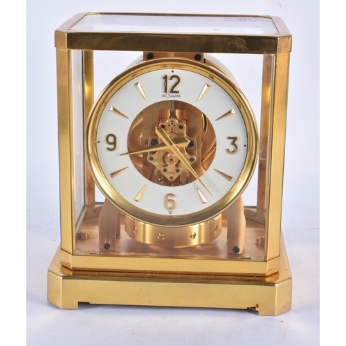 957 - A LE COULTRE ATMOS CLOCK. 24 cm x 20.5 cm x 16cm.  Not working