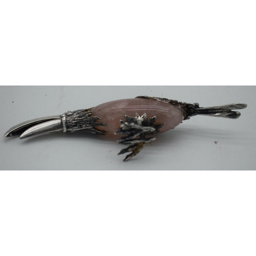 1017 - A CONTINENTAL SILVER AND ROSE QUARTZ FIGURE FIGURE OF A HORN BILLED BIRD. 84 grams. 13.75 cm x 4 cm.