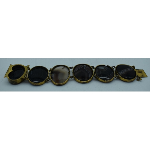 1088 - AN ANTIQUE AGATE BRACELET. 68 grams. 18cm x 3.25cm.