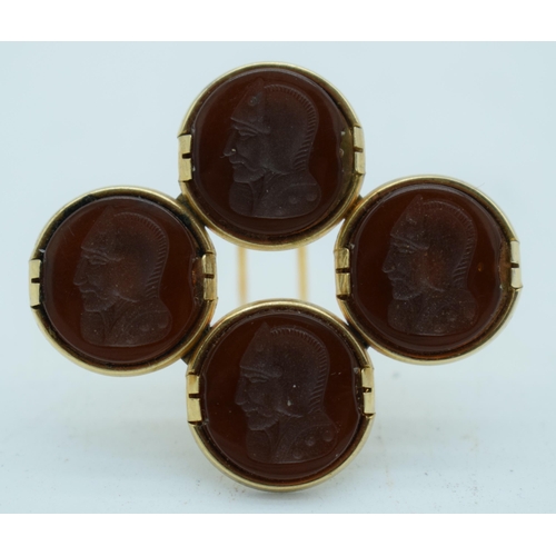 1093 - AN ANTIQUE CAMEO BROOCH. 11.1 grams. 4.5 cm x 4 cm.