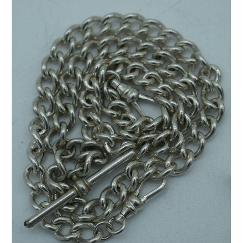 1142 - SILVER NECKLACES. 102 grams. Largest 45cm long. (qty)