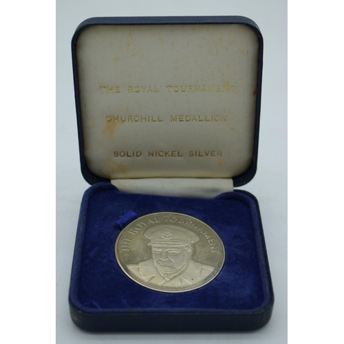 1178 - A NICKEL SILVER MEDALLION. 33.3 grams. 4.5 cm wide.