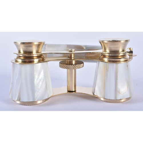 1201 - A PAIR OF MOTHER OF PEARL OPERA GLASSES. 18cm wide extended.