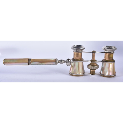 1225 - A PAIR OF MOTHER OF PEARL OPERA GLASSES. 18cm wide extended.