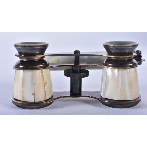 1241 - A PAIR OF MOTHER OF PEARL OPERA GLASSES. 18cm wide extended.