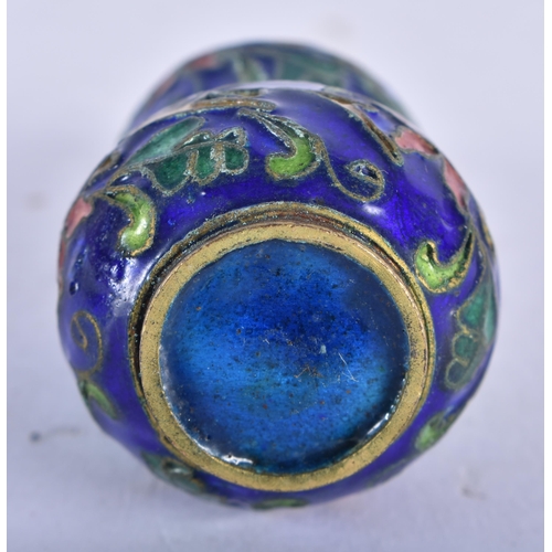 1273 - A Cloisonne Snuff Bottle.  6.4cm x 2.5 cm, weight 30.6g