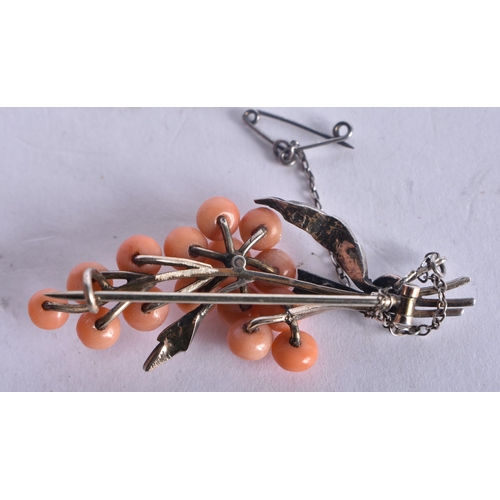 1285 - A Silver, Coral and Seed Pearl Brooch in the form of a Bunch of Grapes.  5.2 cm x 2.2 cm, weight 7g