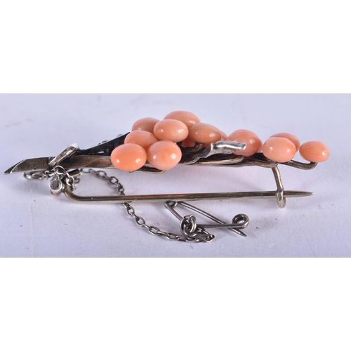 1285 - A Silver, Coral and Seed Pearl Brooch in the form of a Bunch of Grapes.  5.2 cm x 2.2 cm, weight 7g