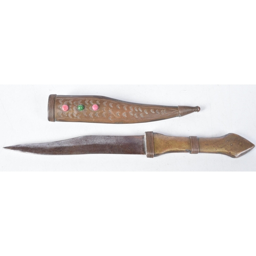 1373 - A Belt Dagger (Kris) with Bronze Handle and Sheath.  24.3 cm long, weight 106.4g