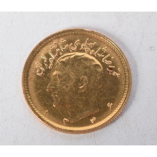 1374 - `1/4 Pahlavi Mohammad Reza Shah Gold Coin 1335 (1956).  1.9cm diameter, weight 4g