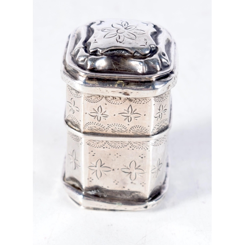 1401 - A Silver Snuff Box and Cover.  Indistinct Marks.  4.8 cm x 3.1cm x 3.2 cm, weight 23g