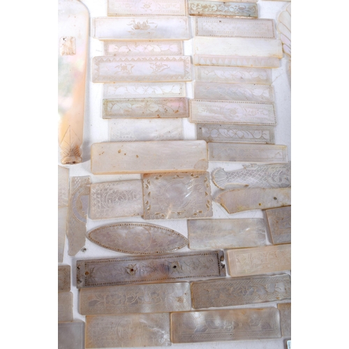 1449 - A Large Quantity of Mother of Pearl Gaming Counters and other MOP Items (qty)