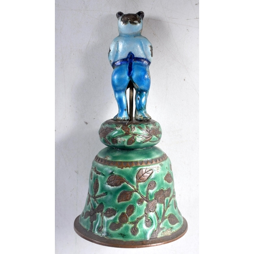 1458 - A Chinese Qing Dynasty Enamel Cat Bell.  11.7cm x 6.3 cm, weight 89g