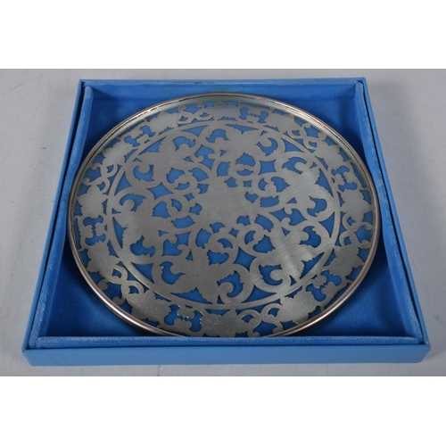 1507 - This elegant antique 15.2 cm diameter glass trivet was made by Webster and features ornate sterling ... 