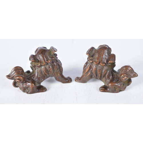 1509 - A Pair of Japanese Bronze Temple Dogs.  3.3 cm x 5.3 cm x 3 cm, total weight 196g (2)