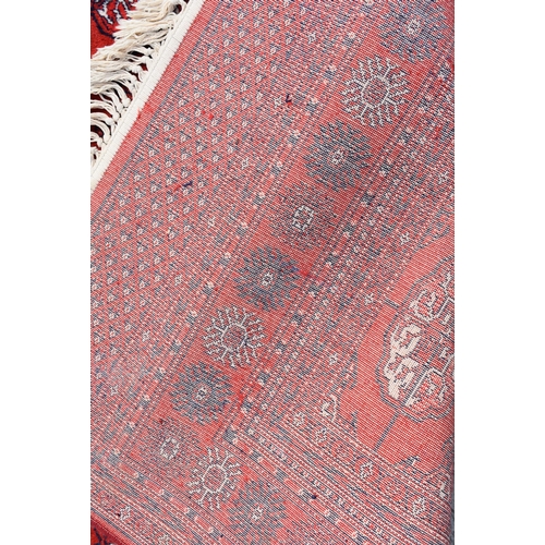 3991 - A Turkish Rug 293 x199 cm