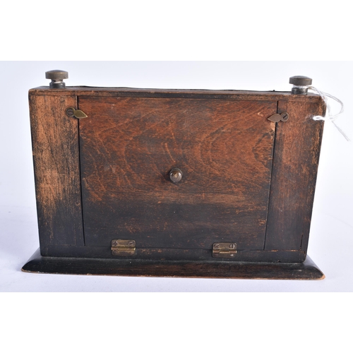 107 - AN ART DECO SILVER MOUNTED WOOD DESK STAND CALENDER. Birmingham 1930. 19 cm x 15 cm.