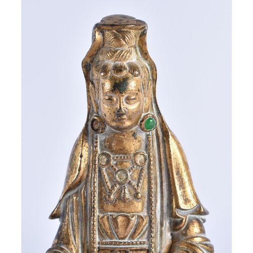 117 - A FINE 18TH CENTURY CHINESE GILT BRONZE FIGURE OF A SEATED IMMORTAL Qianlong. 11 cm x 5 cm.