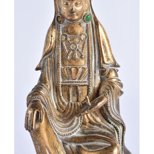 117 - A FINE 18TH CENTURY CHINESE GILT BRONZE FIGURE OF A SEATED IMMORTAL Qianlong. 11 cm x 5 cm.