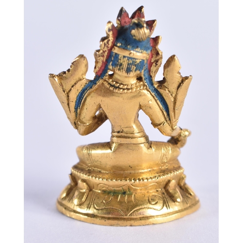 118 - A VERY RARE MINIATURE 18TH CENTURY CHINESE GILT BRONZE FIGURE OF AMITAYUS Qianlong. 3.5 cm x 2.5 cm.