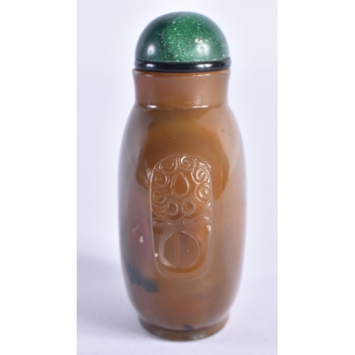 120 - A 19TH CENTURY CHINESE CARVED AGATE SNUFF BOTTLE Qing, with jade stopper. 7.5 cm x 5.5 cm.