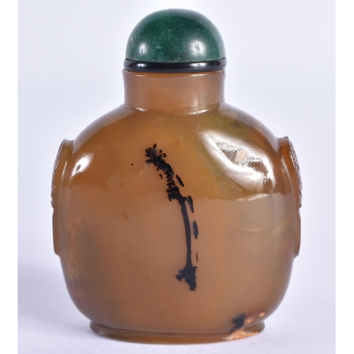 120 - A 19TH CENTURY CHINESE CARVED AGATE SNUFF BOTTLE Qing, with jade stopper. 7.5 cm x 5.5 cm.