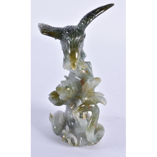 165 - AN EARLY 20TH CENTURY CHINESE CARVED JADEITE FIGURE OF AN EAGLE Late Qing/Republic. 12 cm x 6 cm.