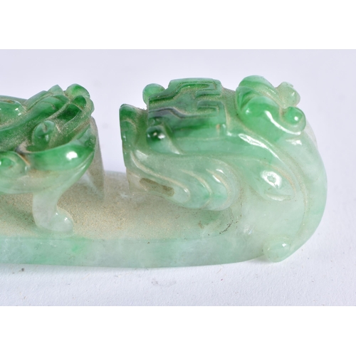 76 - A FINE 19TH CENTURY CHINESE CARVED JADEITE BELT HOOK Qing. 10 cm long.