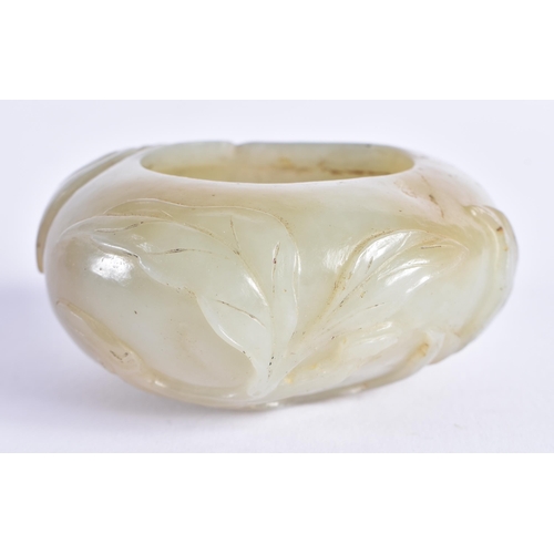 89 - A GOOD 19TH CENTURY CHINESE CARVED JADE BRUSH WASHER Qing, of well hollowed form, overlaid with bats... 