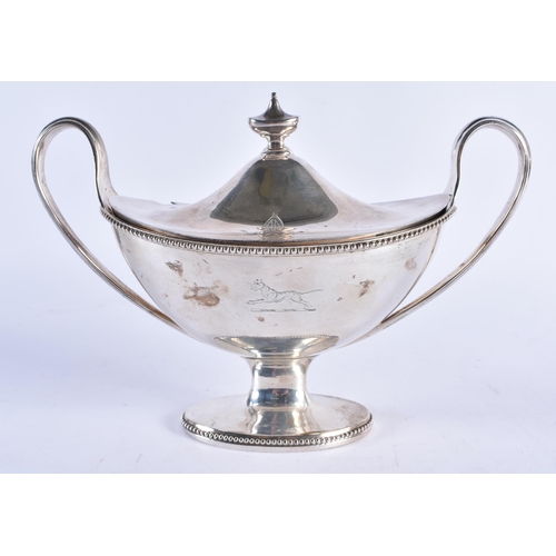 99 - A GEORGE III SILVER SAUCE TUREEN AND COVER with interesting Bishops Mitre crest. 560 grams. London 1... 