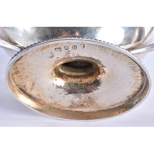 99 - A GEORGE III SILVER SAUCE TUREEN AND COVER with interesting Bishops Mitre crest. 560 grams. London 1... 