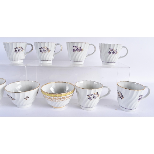 101 - A GROUP OF LATE 18TH/19TH CENTURY WORCESTER SHANKERED CUPS AND TEABOWLS. (qty)