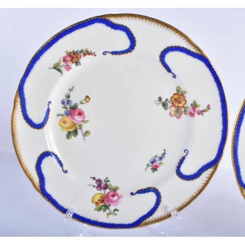 172 - Late 19th century Minton good pair of Sevres style plates painted with three blue cartouches, and fi... 