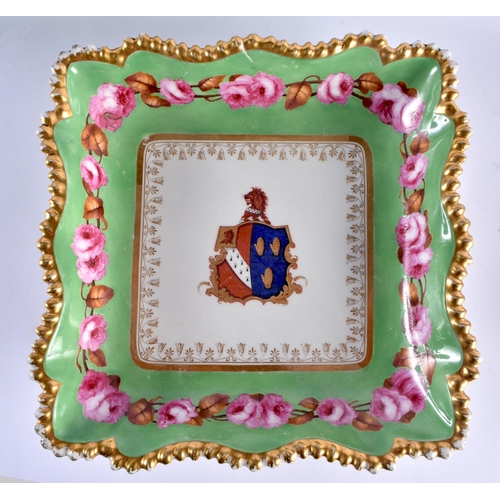 25 - FOUR EARLY 19TH CENTURY CHAMBERLAINS WORCESTER ARMORIAL SQUARE FORM DISHES together with a similar h... 