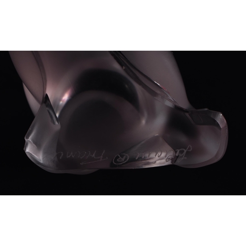 274 - A FRENCH LALIQUE GLASS CAT. 9.5 cm x 4.25cm.