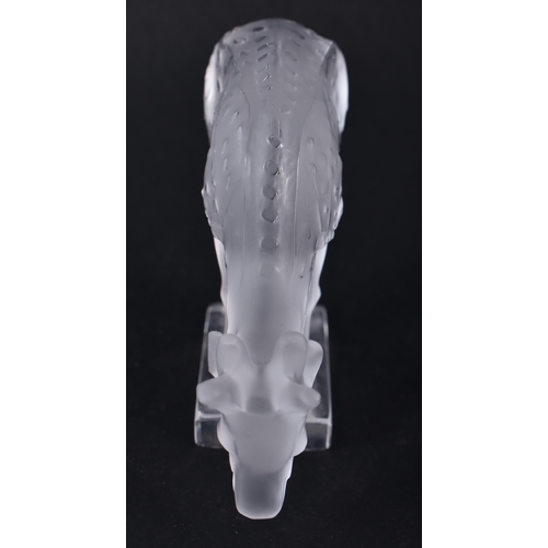 275 - A FRENCH LALIQUE GLASS DEER. 6.5 cm x 8.25cm.