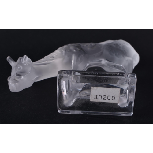 275 - A FRENCH LALIQUE GLASS DEER. 6.5 cm x 8.25cm.