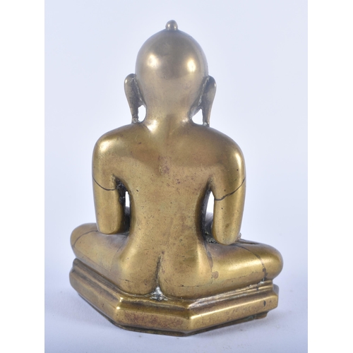 302 - A FINE 17TH/18TH CENTURY INDIAN BRONZE FIGURE OF A SEATED BUDDHA modelled with beautifully carved fe... 