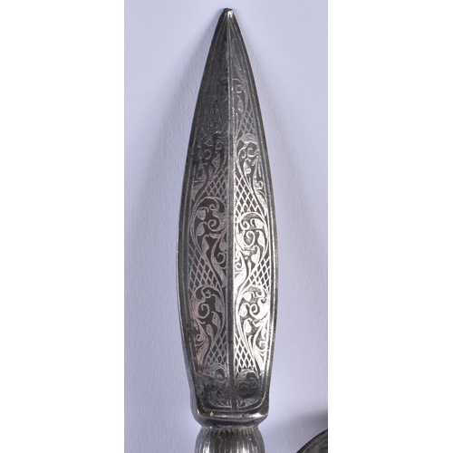 389 - A RARE AND FINE 19TH CENTURY INDIAN SILVER INLAID BRONZE ANKUS Elephant Goad, decorated with foliage... 