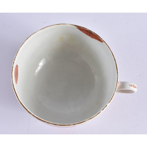 49 - AN 18TH CENTURY WORCESTER TEACUP AND SAUCER painted with the Scarlet Japan pattern. 11 cm wide. (2)